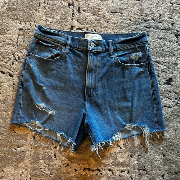 Abercrombie & Fitch Pants - Abercrombie shorts